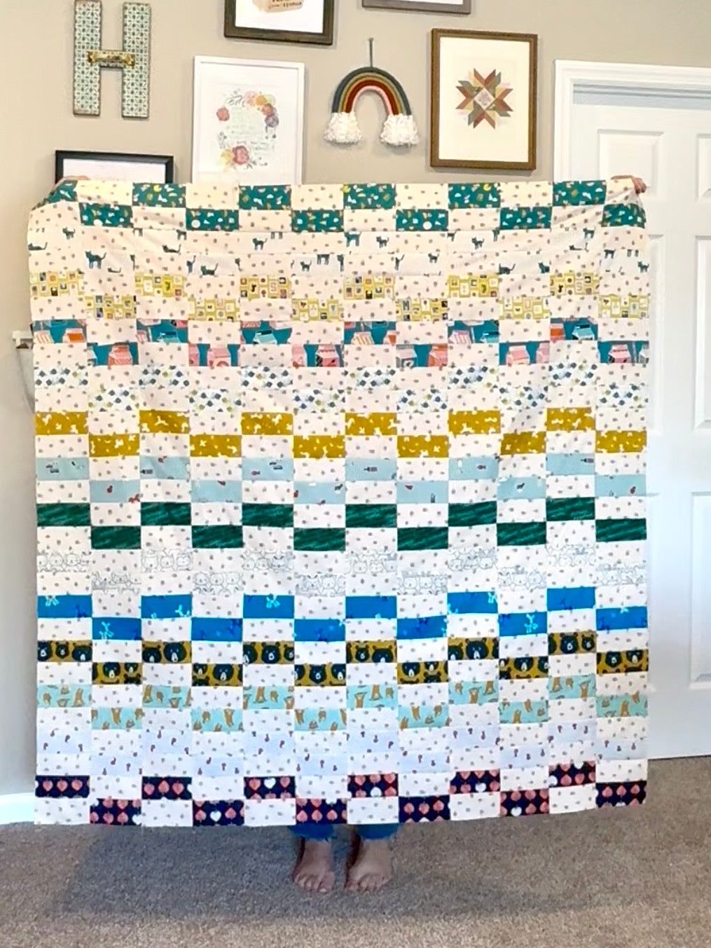 Favorite Things Quilt Kit - Charm Pack Split Pattern Included