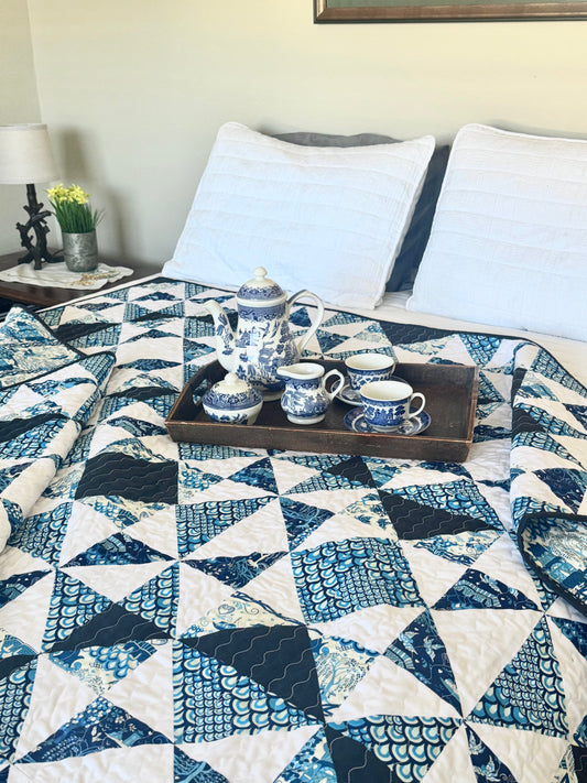 Blue Willow - Legendary Love Maizie Quilt Kit