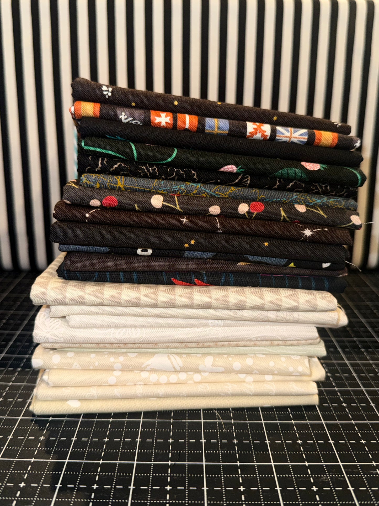 Ghost Party Quilt Kit Black and White (Scrappy Ghost)