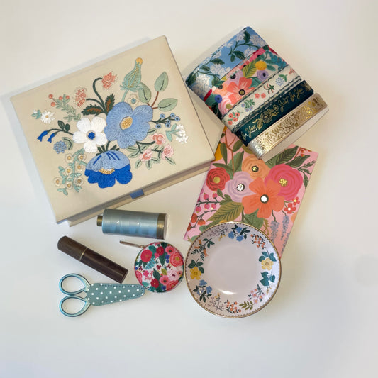 Keepsake Gift Box with Sewing Notions